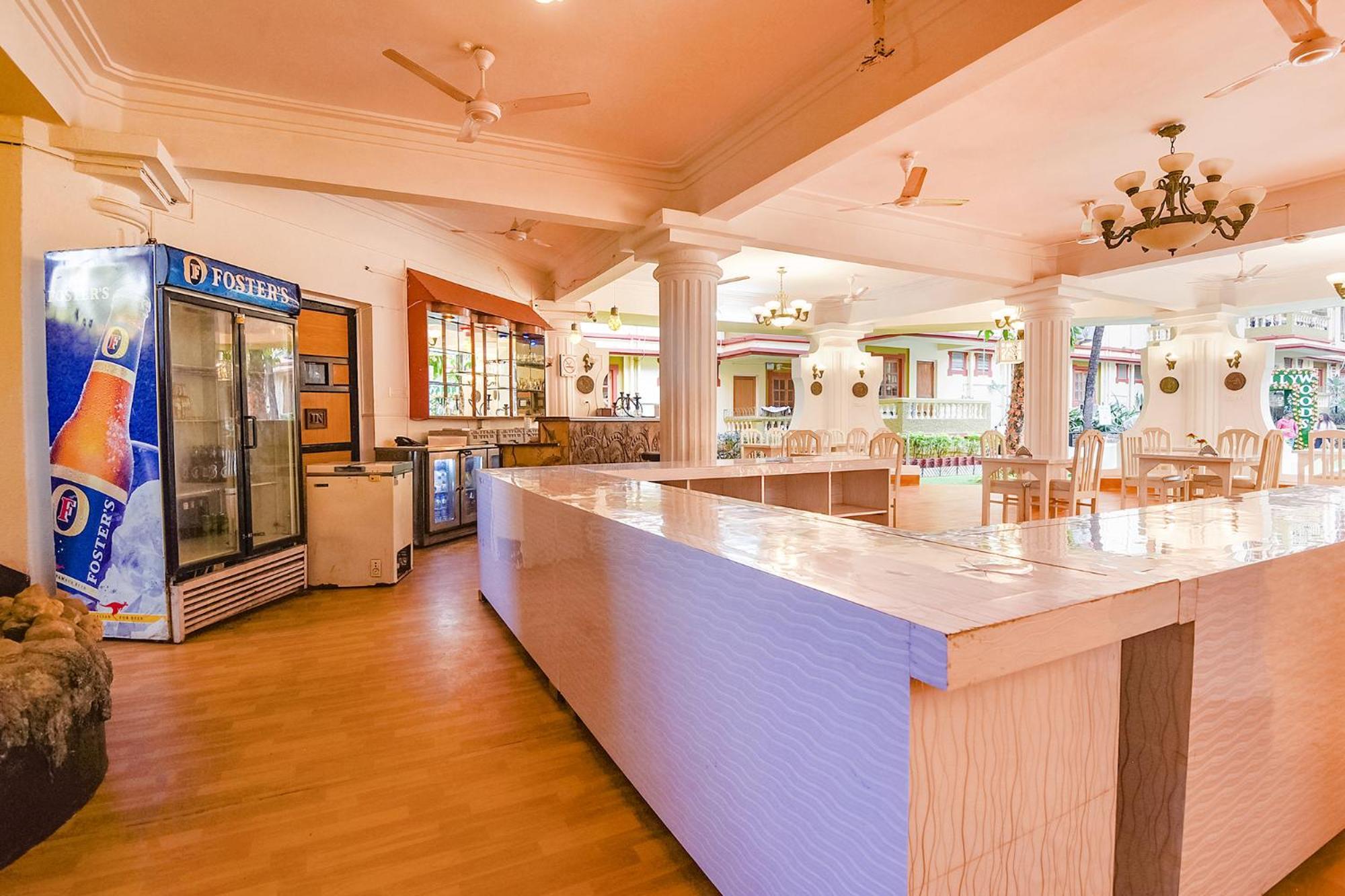 Cherrystay -candolim Apartment